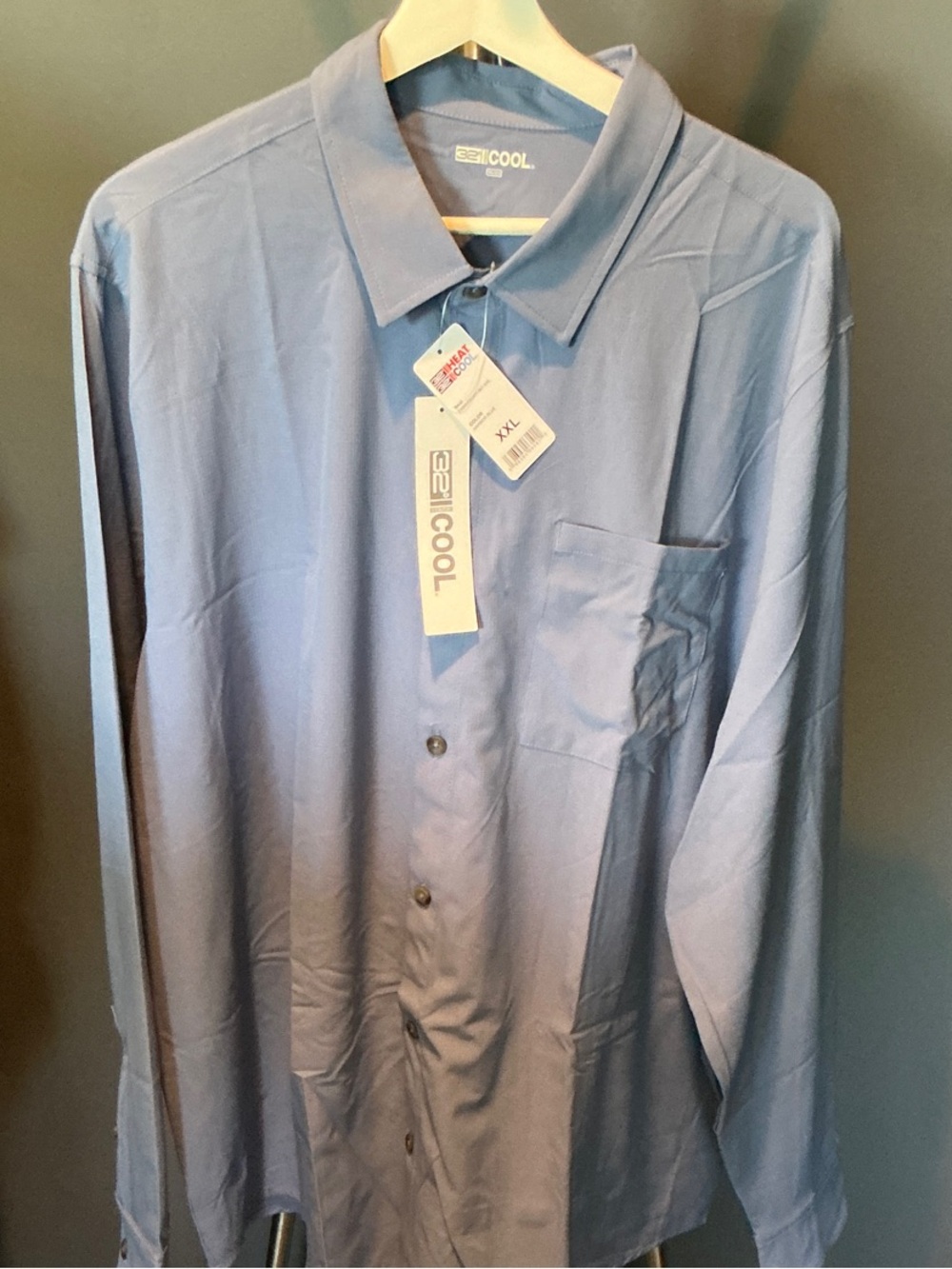 Men's Pale Blue Long-Sleeve Button-Up Shirt